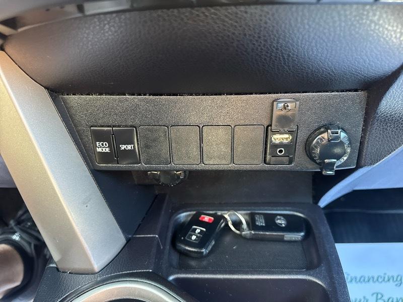 Toyota RAV4 XLE AWD 2018