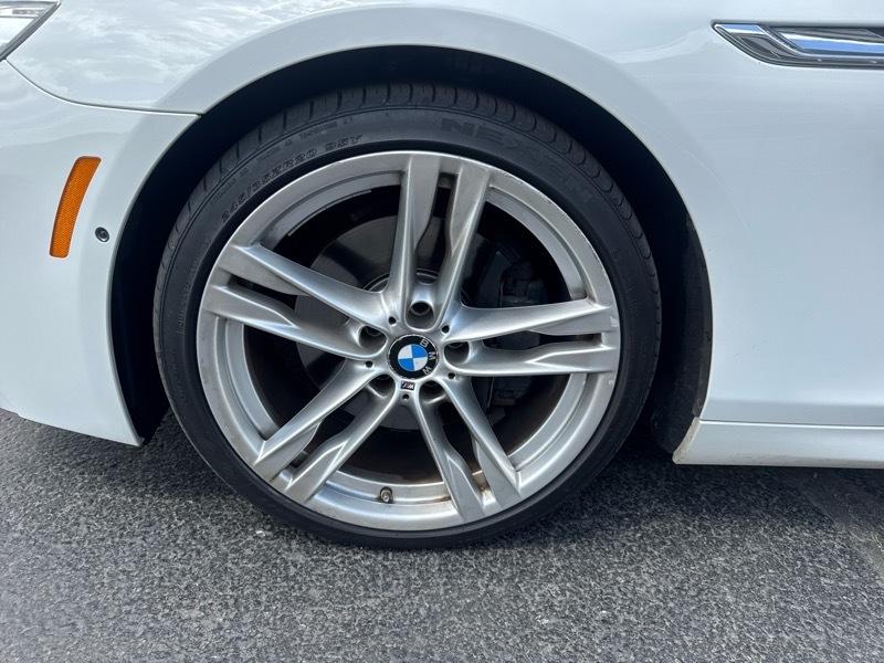 BMW 6-Series 650i Coupe 2012