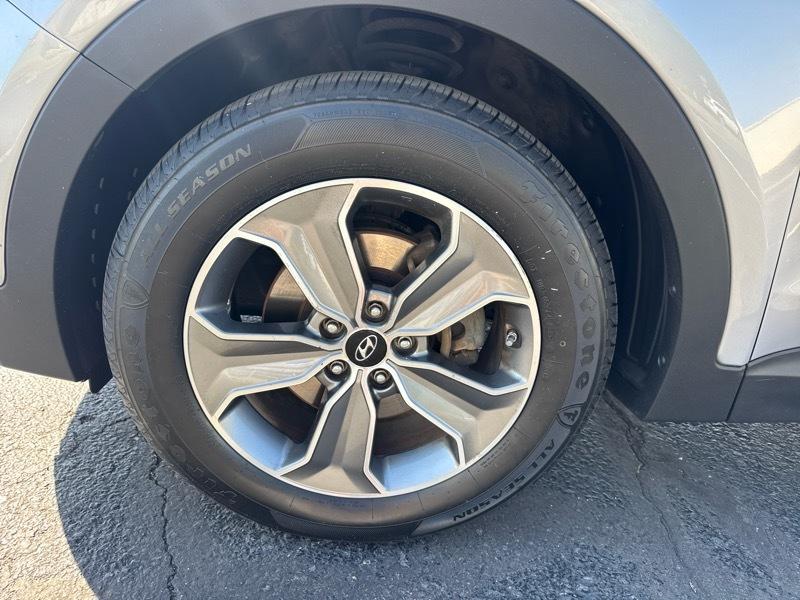 Hyundai Santa Fe GLS AWD 2013