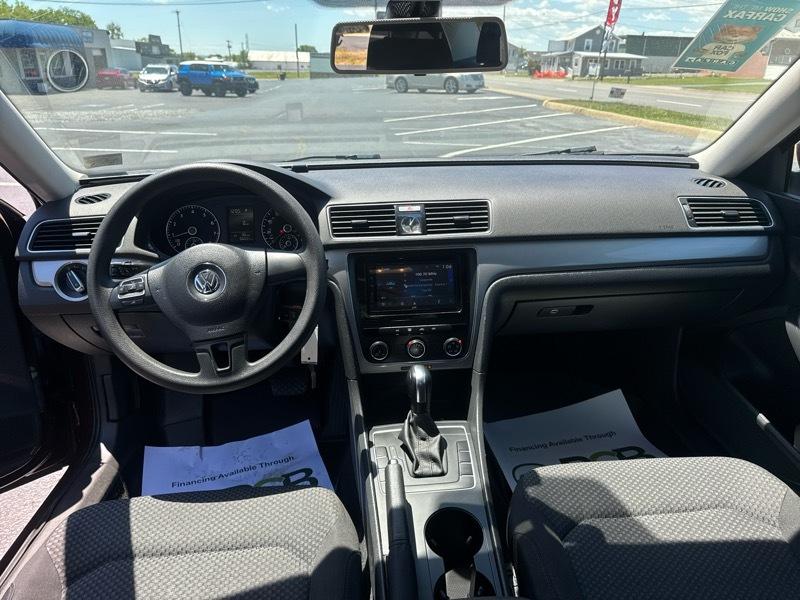 Volkswagen Passat 1.8T Wolfsburg AT 2014