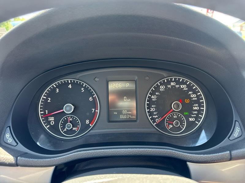 Volkswagen Passat 1.8T Wolfsburg AT 2014