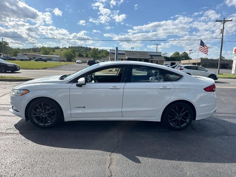 Ford Fusion Hybrid SE 2018