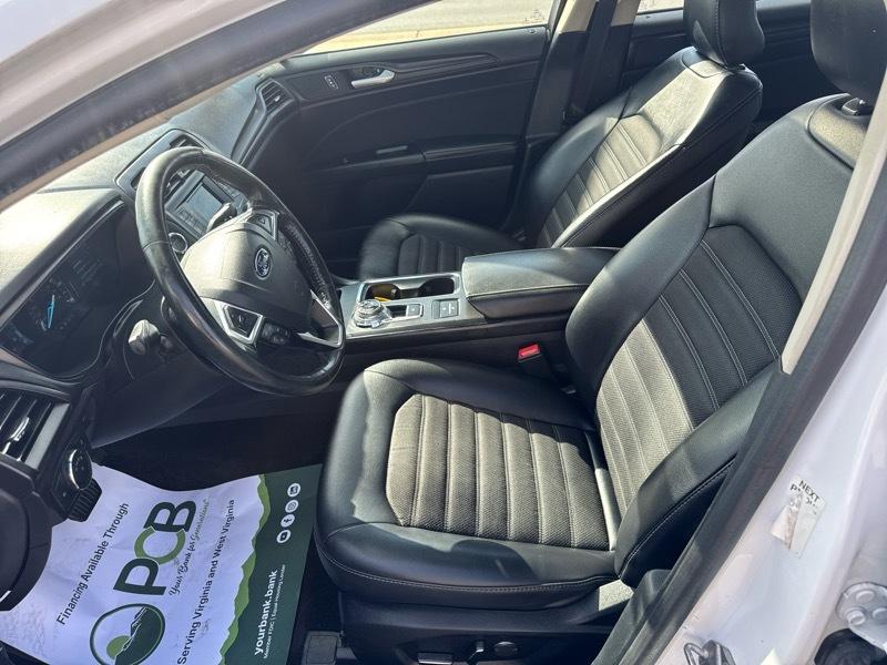 Ford Fusion Hybrid SE 2018