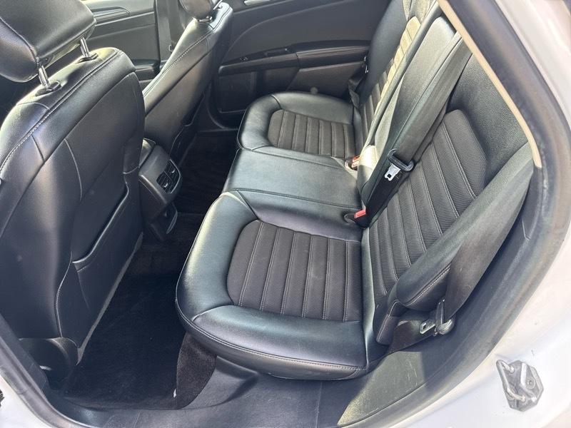 Ford Fusion Hybrid SE 2018