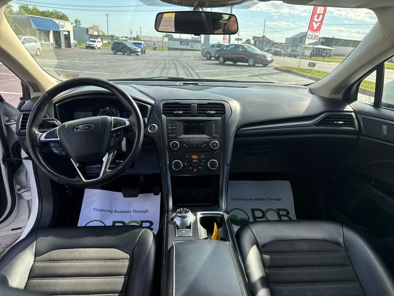 Ford Fusion Hybrid SE 2018