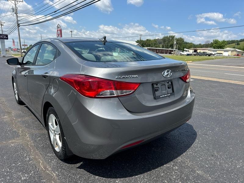 Hyundai Elantra Limited 2013