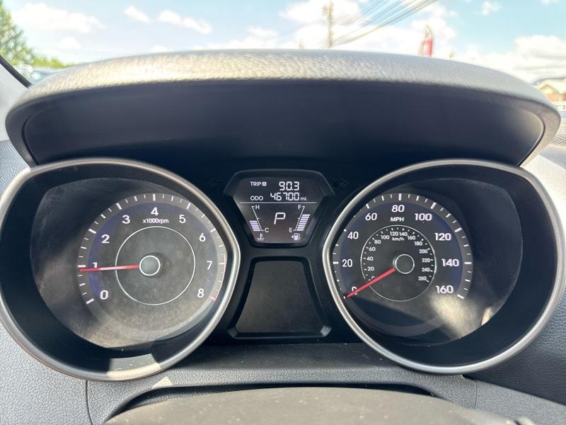 Hyundai Elantra Limited 2013