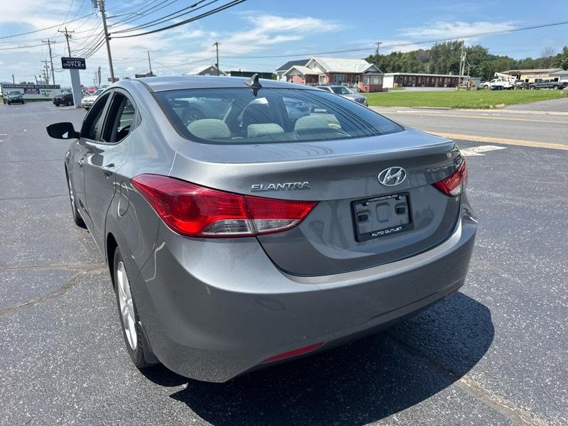 Hyundai Elantra Limited 2013