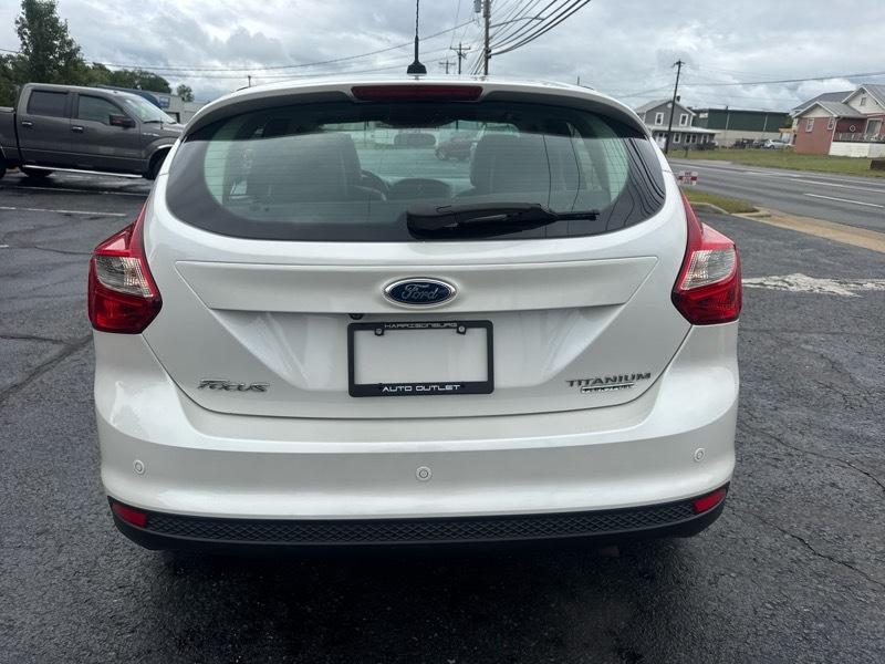 Ford Focus Titanium Hatch 2013
