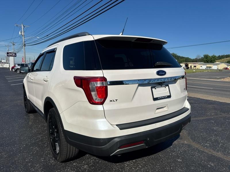 Ford Explorer 4dr XLT 4WD 2019