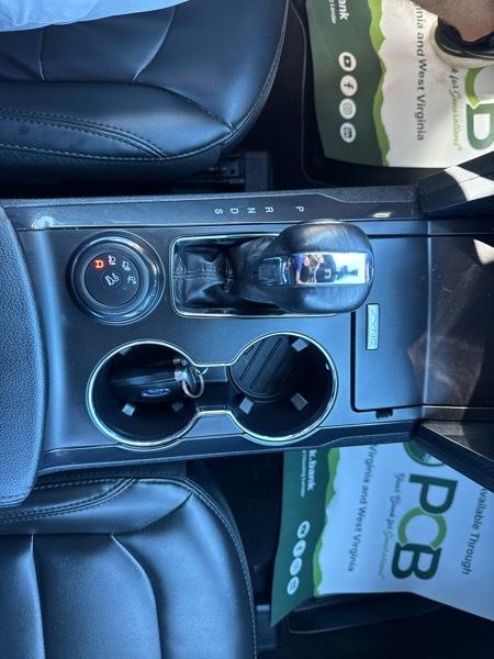 Ford Explorer 4dr XLT 4WD 2019