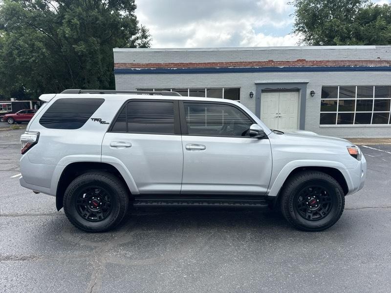 Toyota 4Runner TRD Off-road Premium 4WD 2021