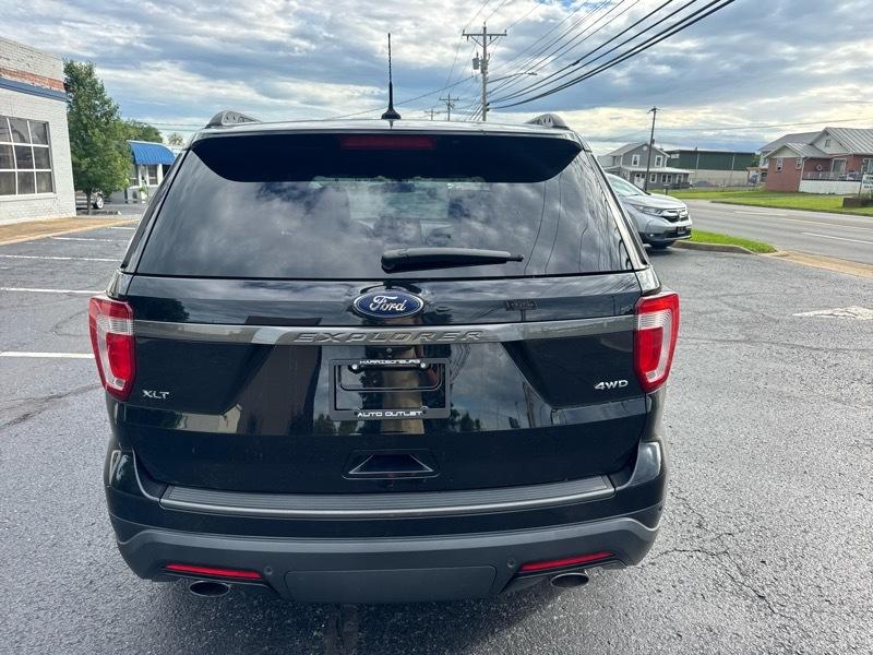Ford Explorer XLT 4WD 2019