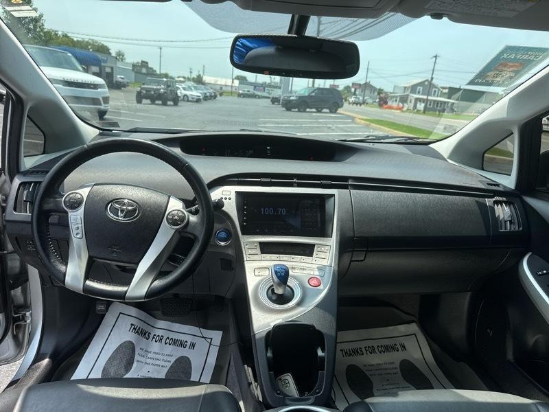 Toyota Prius Four 2015