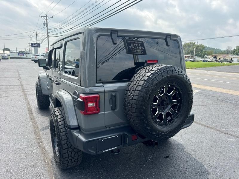 Jeep Wrangler Unlimited Sahara 2021
