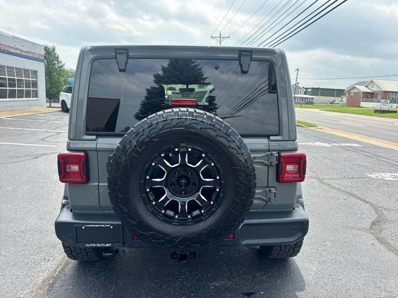 Jeep Wrangler Unlimited Sahara 2021