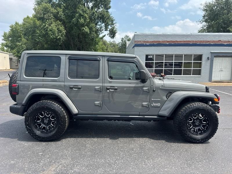 Jeep Wrangler Unlimited Sahara 2021