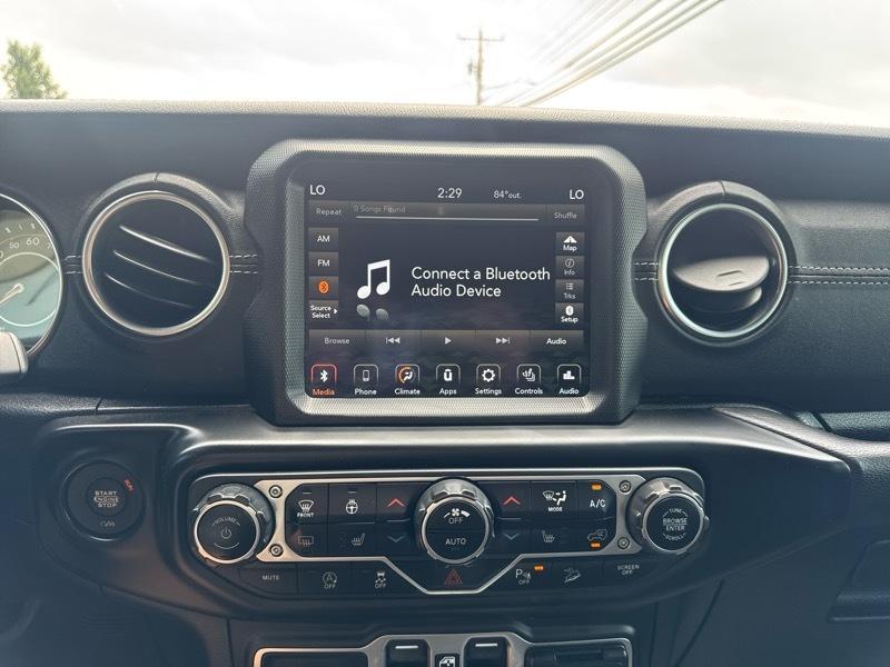 Jeep Wrangler Unlimited Sahara 2021