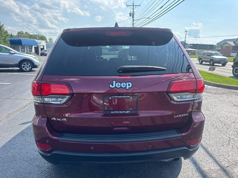 Jeep Grand Cherokee Laredo E 4WD 2021