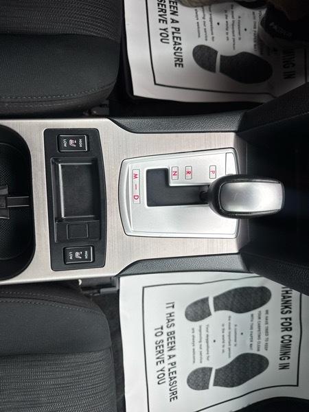Subaru Outback 2.5i Premium 2013