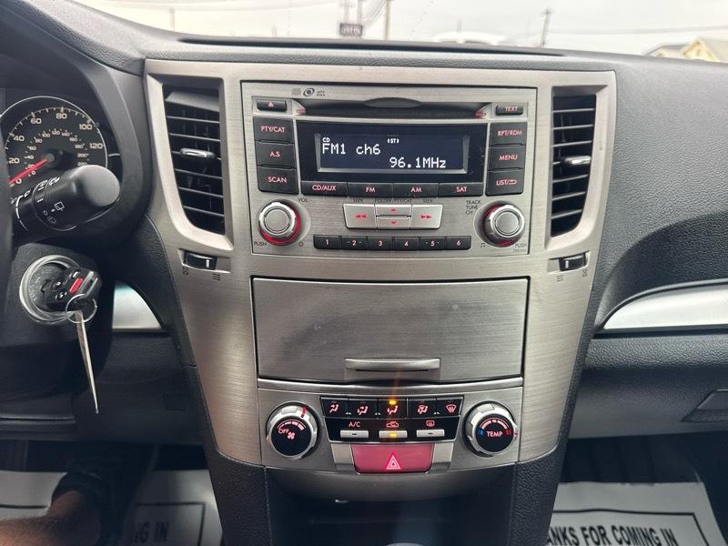 Subaru Outback 2.5i Premium 2013