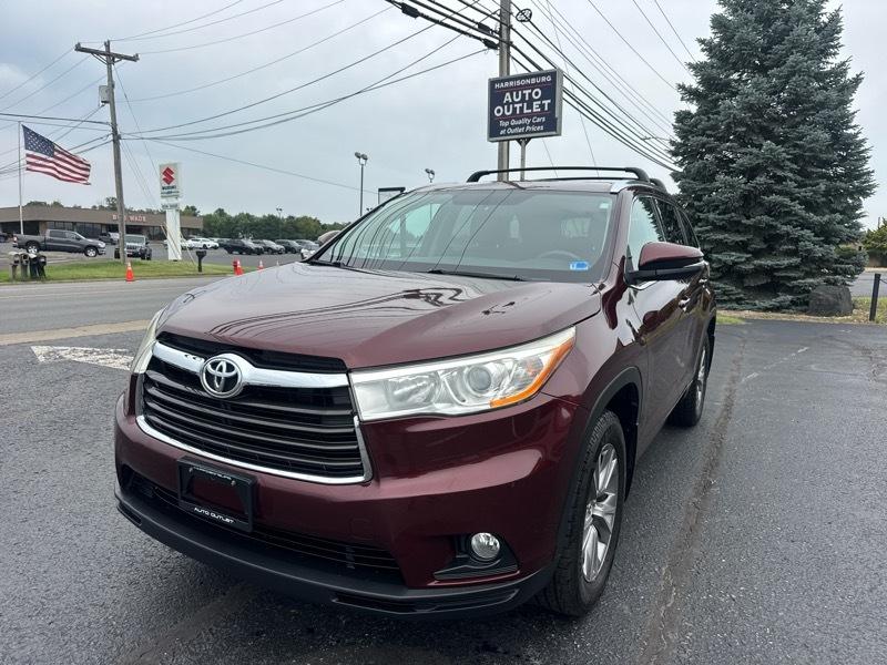 Toyota Highlander XLE AWD V6 2015