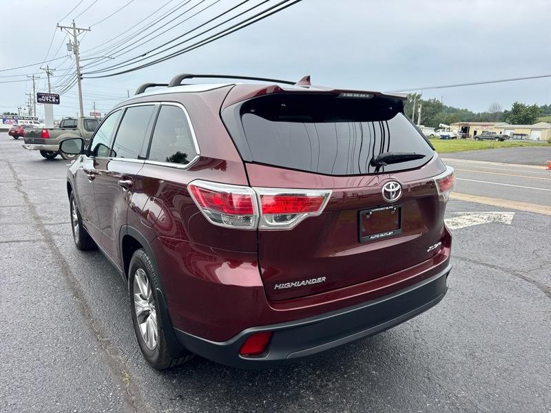 Toyota Highlander XLE AWD V6 2015