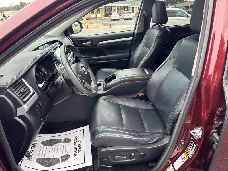 Toyota Highlander XLE AWD V6 2015