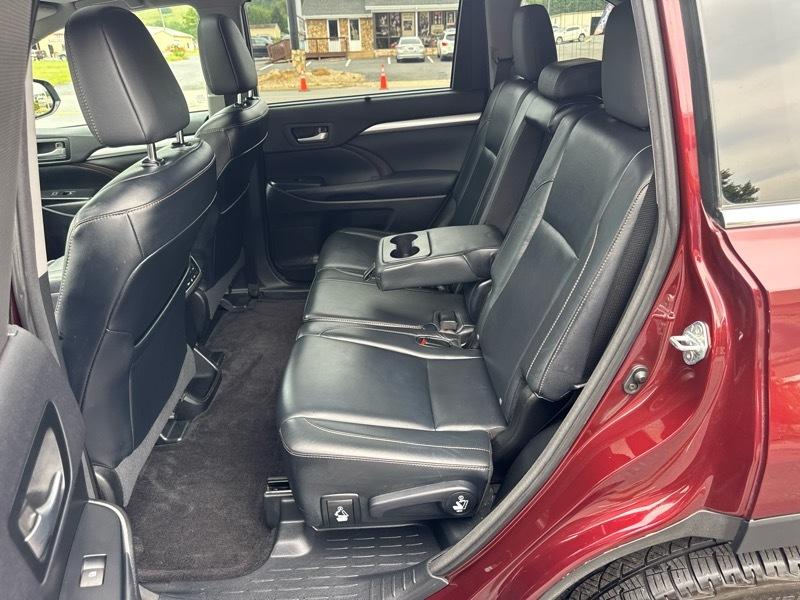Toyota Highlander XLE AWD V6 2015