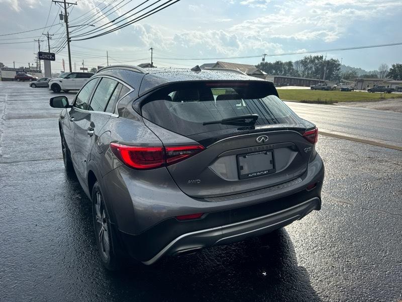 Infiniti QX30 LUXE AWD 2019
