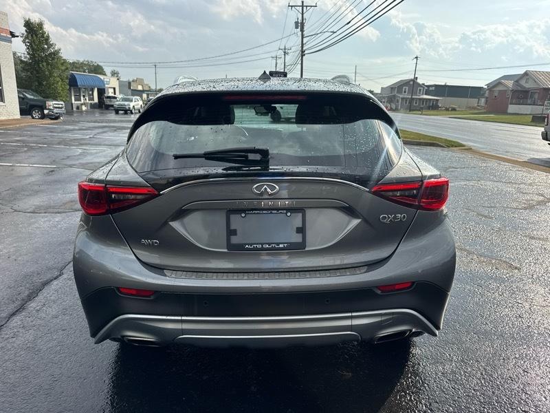 Infiniti QX30 LUXE AWD 2019