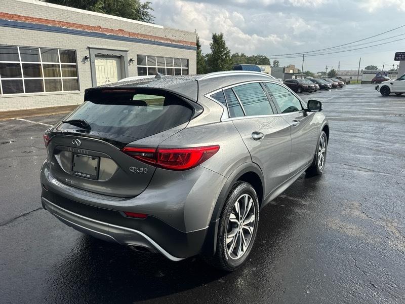 Infiniti QX30 LUXE AWD 2019