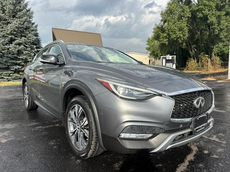 Infiniti QX30 LUXE AWD 2019