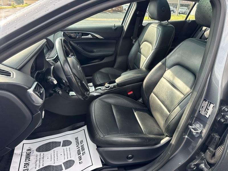 Infiniti QX30 LUXE AWD 2019