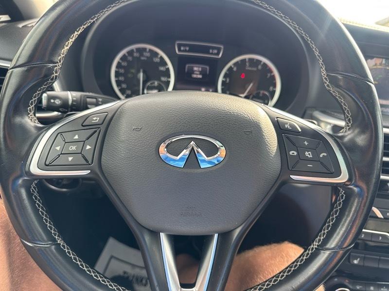 Infiniti QX30 LUXE AWD 2019