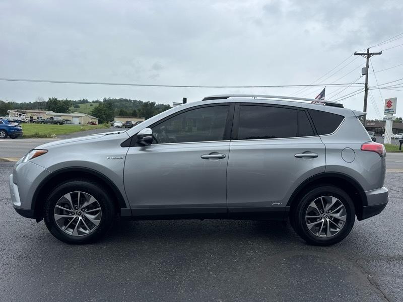 Toyota RAV4 Hybrid XLE 2018