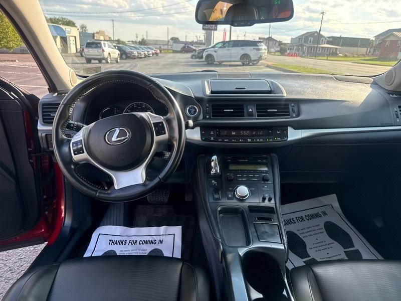 Lexus CT 200h Premium 2012