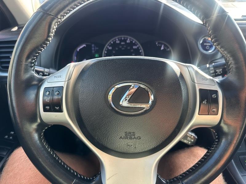 Lexus CT 200h Premium 2012