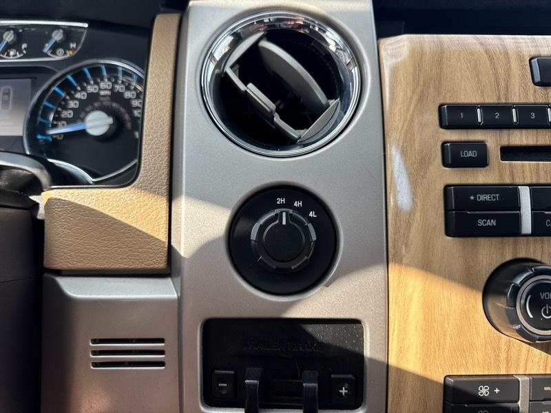 Ford F-150 Lariat 2011