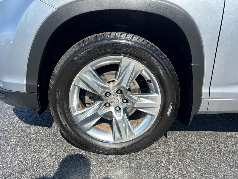 Toyota Highlander Limited AWD V6 2014