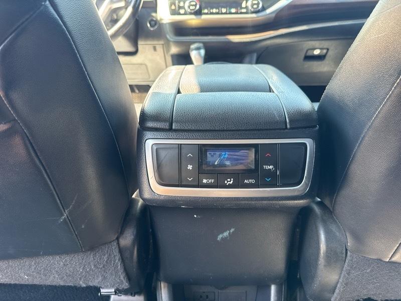 Toyota Highlander Limited AWD V6 2014