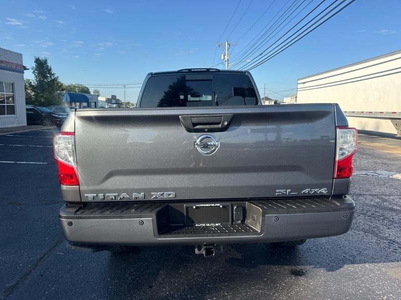 Nissan Titan XD PRO-4X 4WD Diesel 2017