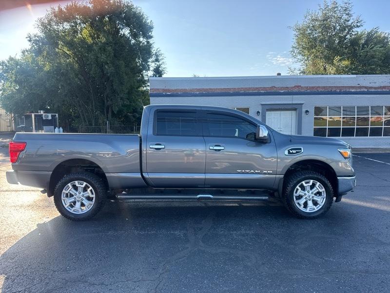 Nissan Titan XD PRO-4X 4WD Diesel 2017