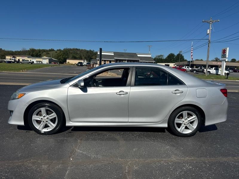 Toyota Camry XLE 2013