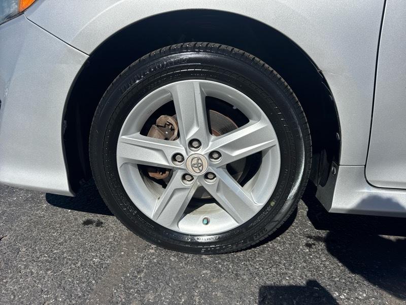 Toyota Camry XLE 2013