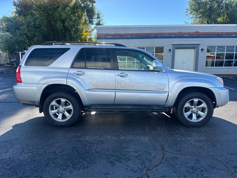 Toyota 4Runner Limited 2WD 2006