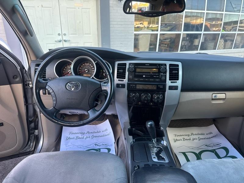 Toyota 4Runner Limited 2WD 2006