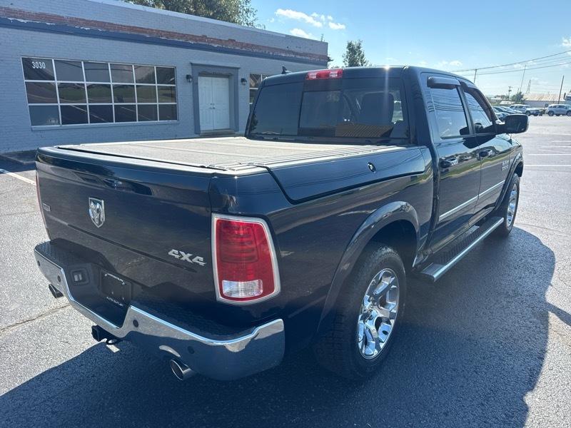 RAM 1500 Laramie Crew Cab SWB 4WD 2013