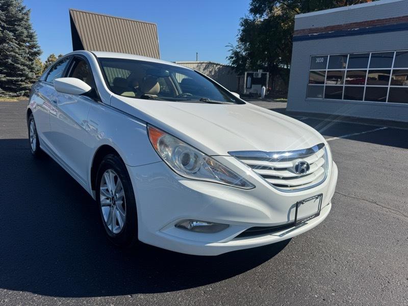 Hyundai Sonata GLS 2013