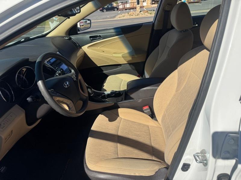 Hyundai Sonata GLS 2013